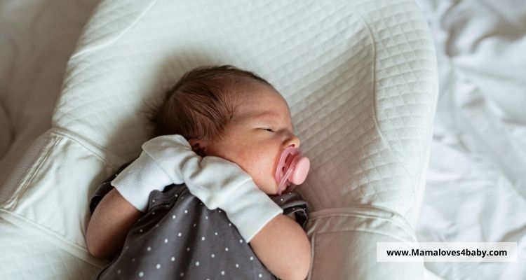 how-to-keep-babies-hands-warm-at-night