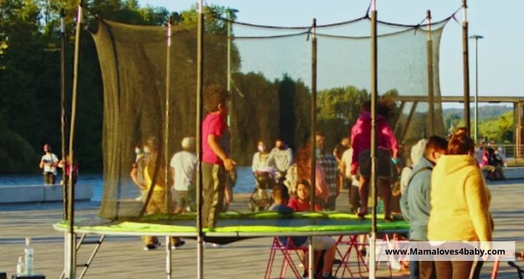 how-to-install-netting-on-trampoline