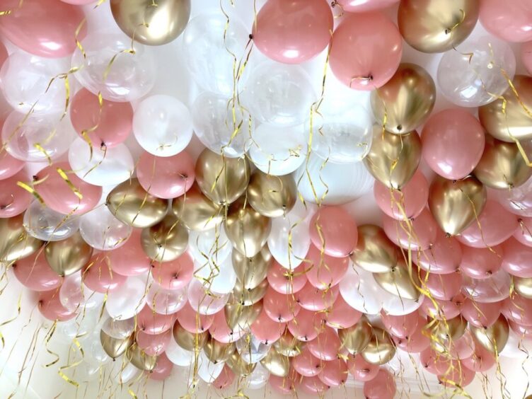 Helium Balloon Ceiling Decoration 1024x768 1